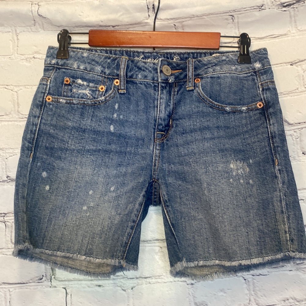 American Eagle Outfitters Cut-Off Distressed Blue Jean Shorts Size 0 - Picture 2 of 13